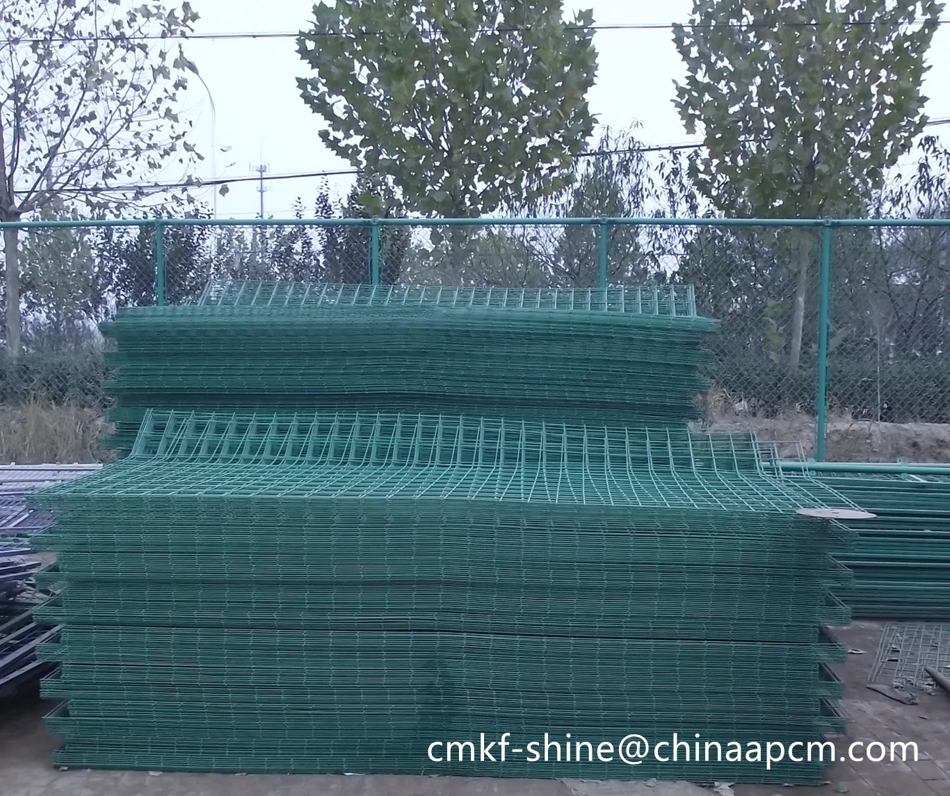 3D  wire mesh fence good quality Outdoor Heavy Mesh Panels Wire Fencing