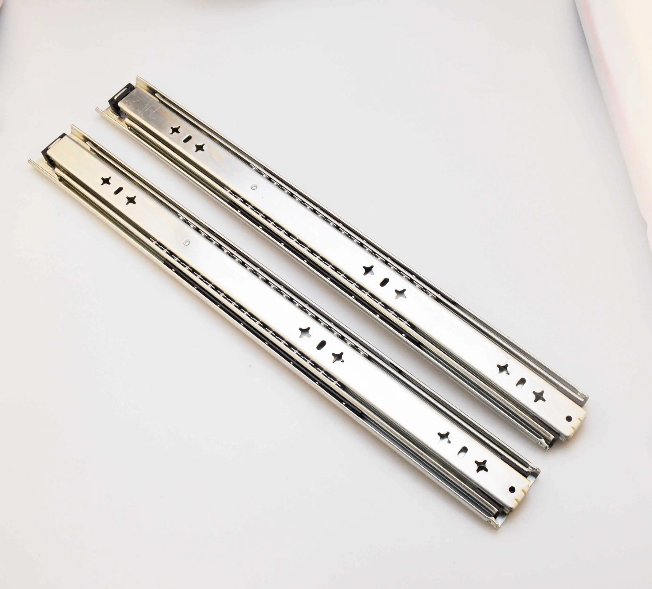 Width 53 mm heavy duty slides thickness 2.0 slides with lock Zinc white