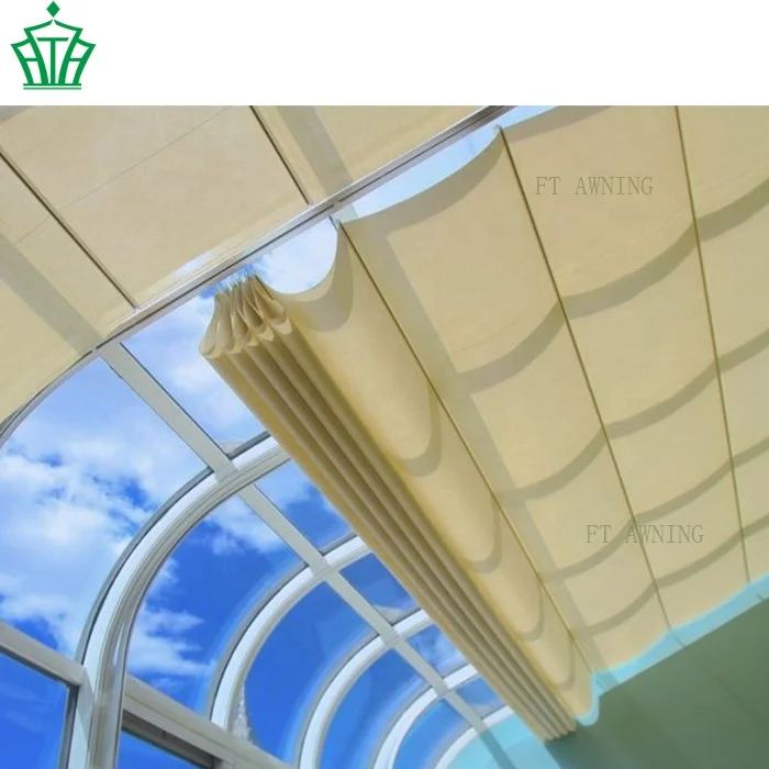 Штора с электродвигателем для потолка бассейна