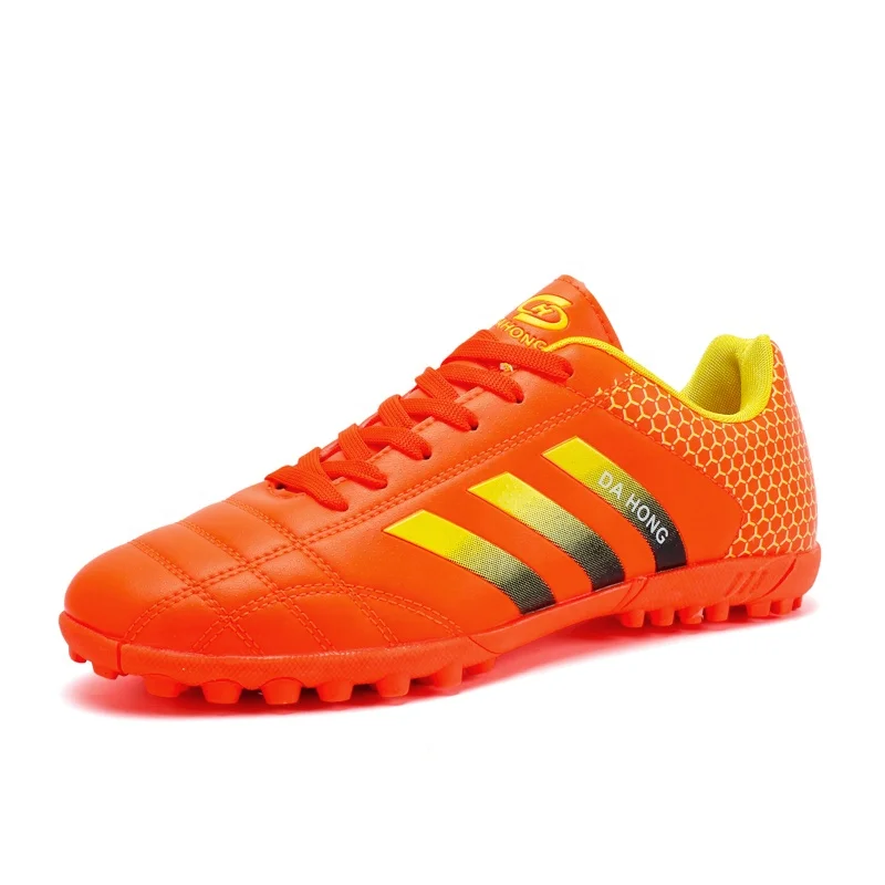 
Low-cut Breathable Broken Nail Football Boots Indoor Lawn Student Professional Training Shoes Non-slip Lightweight Soccer Shoes 