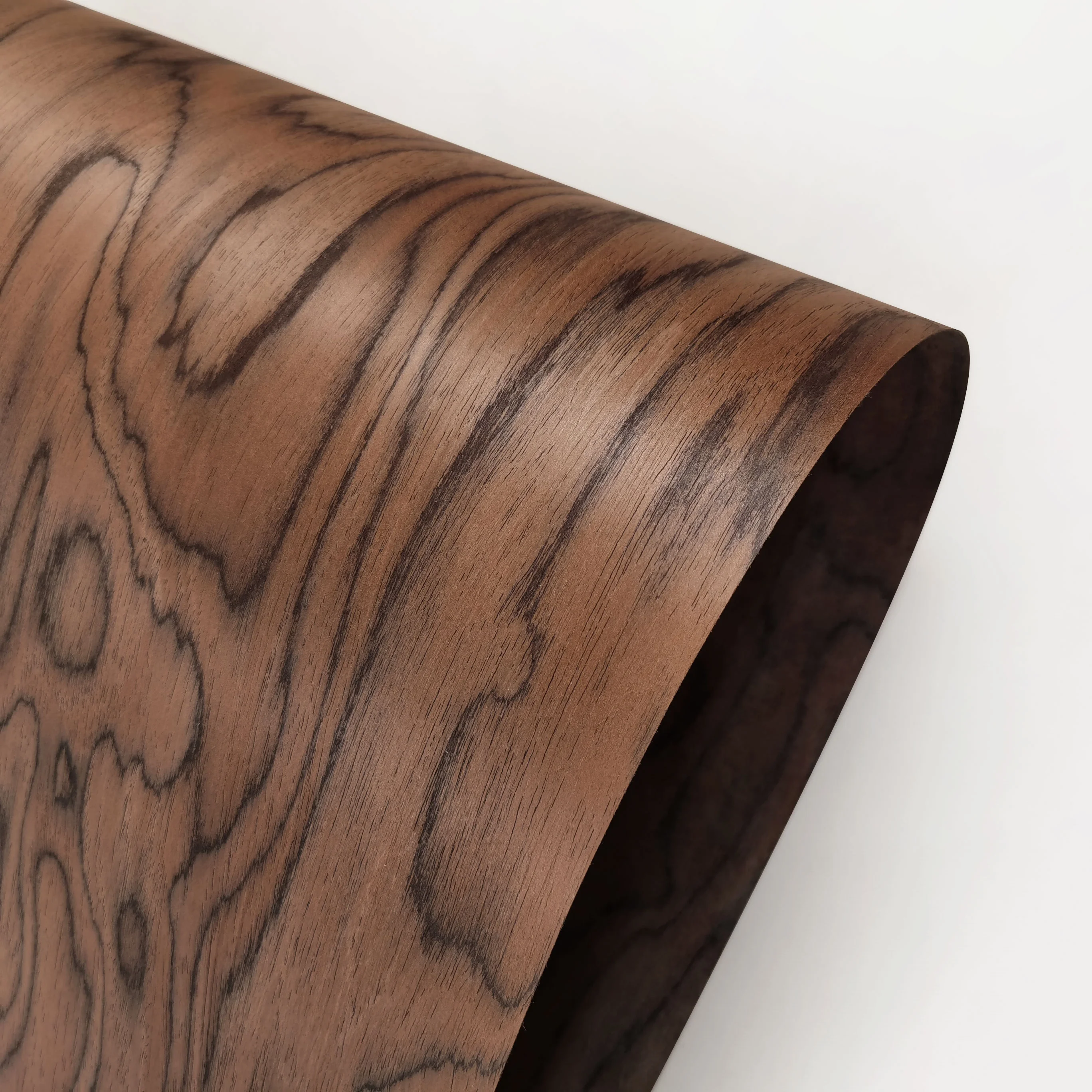 Wholesale Outlet Sales Exterior Engineered Veneer Rubber Wood Sheet Home Decorating Door Wall Floor Colorful Engineered Veneer