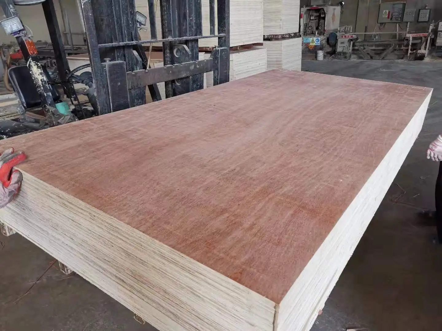 best price packing plywood bintangor veneer poplar core plywood veneer