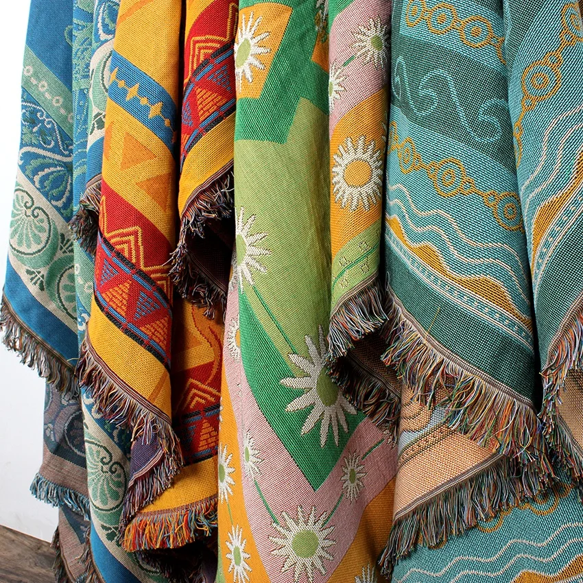 Wholesale 100%cotton throw with tassel warm golden sun jacquard tapestry decorative custom woven blanket