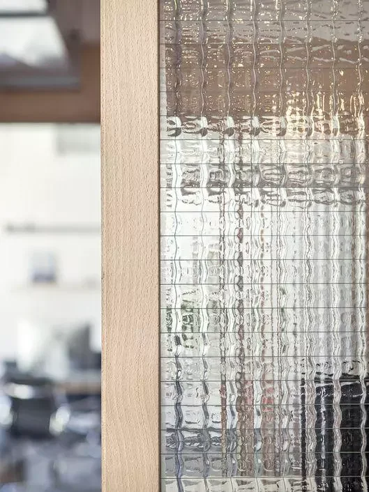 Factory directly patterned glass sheets decorative modular home glass for glass decorative items