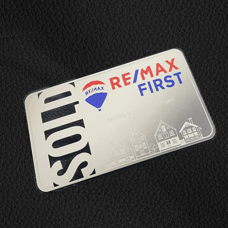 Заводские пользовательские матовые черные металлические карты из нержавеющей стали персонализированные дешевые визитные карточки с гравировкой логотипом