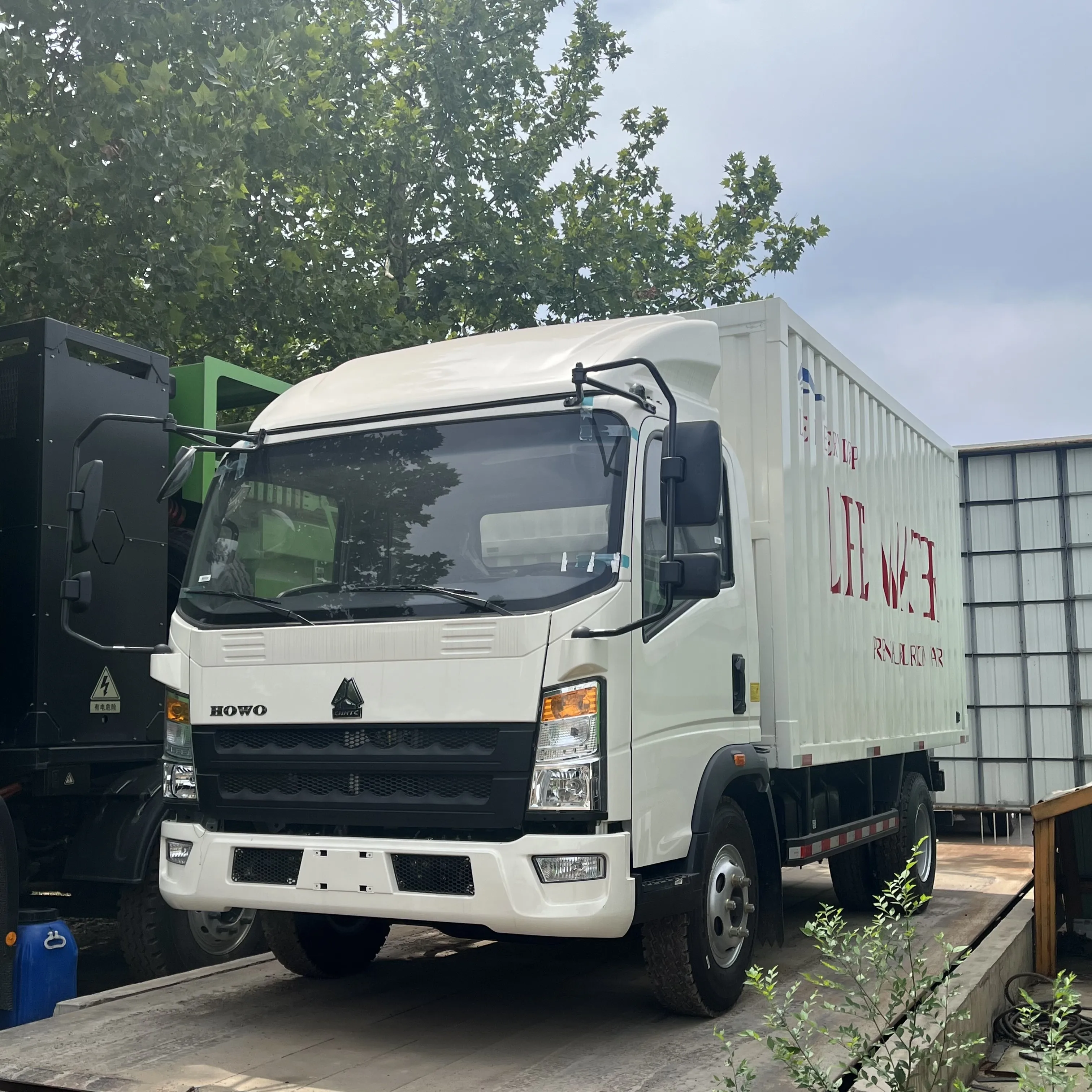 Новые китайские автомобили Sinotruk Howo 4*2 4*4 5 8 тонн фургоны фургон мини-легкий грузовой автомобиль