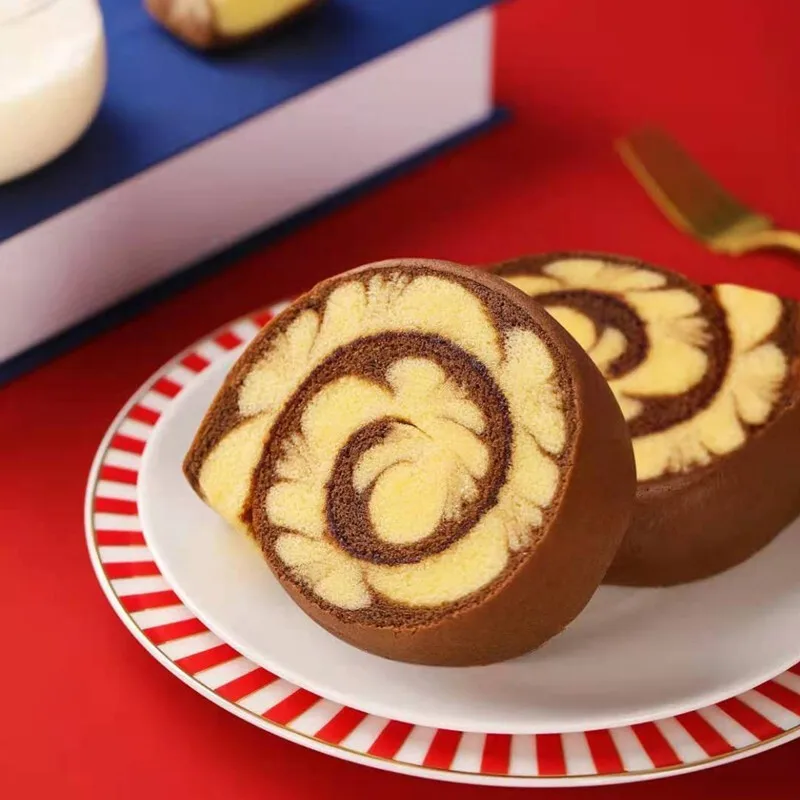 80g Ovaltine Cake Roll Chocolate Swiss Roll Pastry Nutritious Breakfast Soft Bread