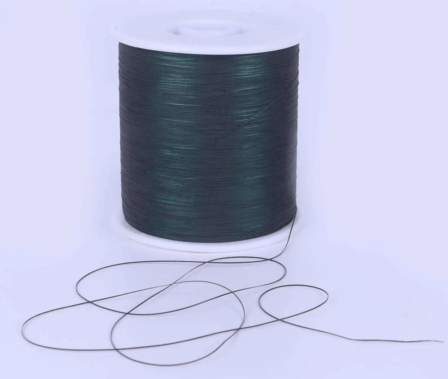 Reflective Yarn Sewing And Knitting Polyester Thread For Socks And Gloves