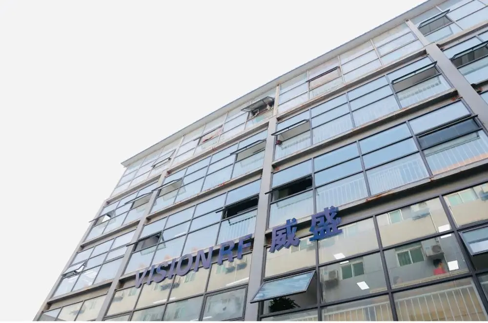 3KW Analog DVB-T2 Industrial Digital vhf TV Transmitter high band analog low-power TV Transmitter Broadcast