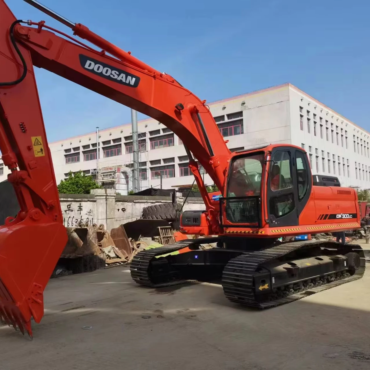 Дешевый подержанный экскаватор doosan dx 300 для продажи machinery Гидравлические экскаваторы Подержанные