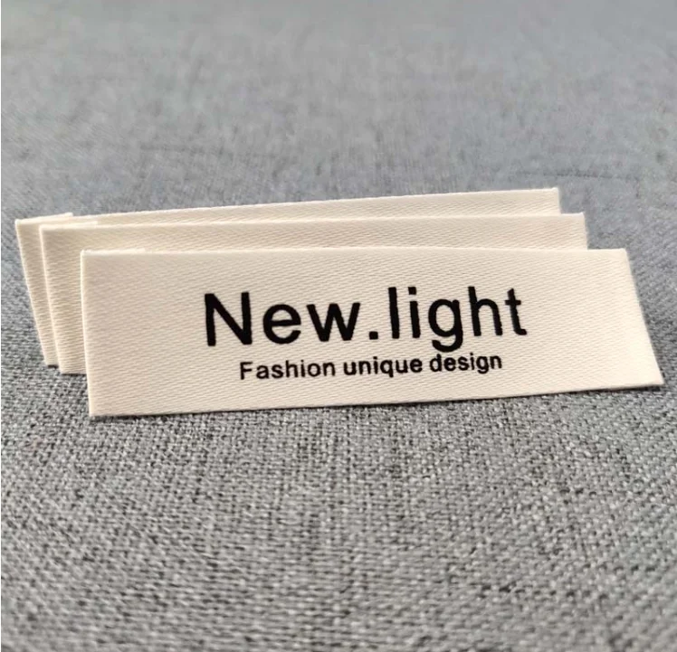 
High-quality custom-made clothes woven spot tag accessories printing collar clothing labels 