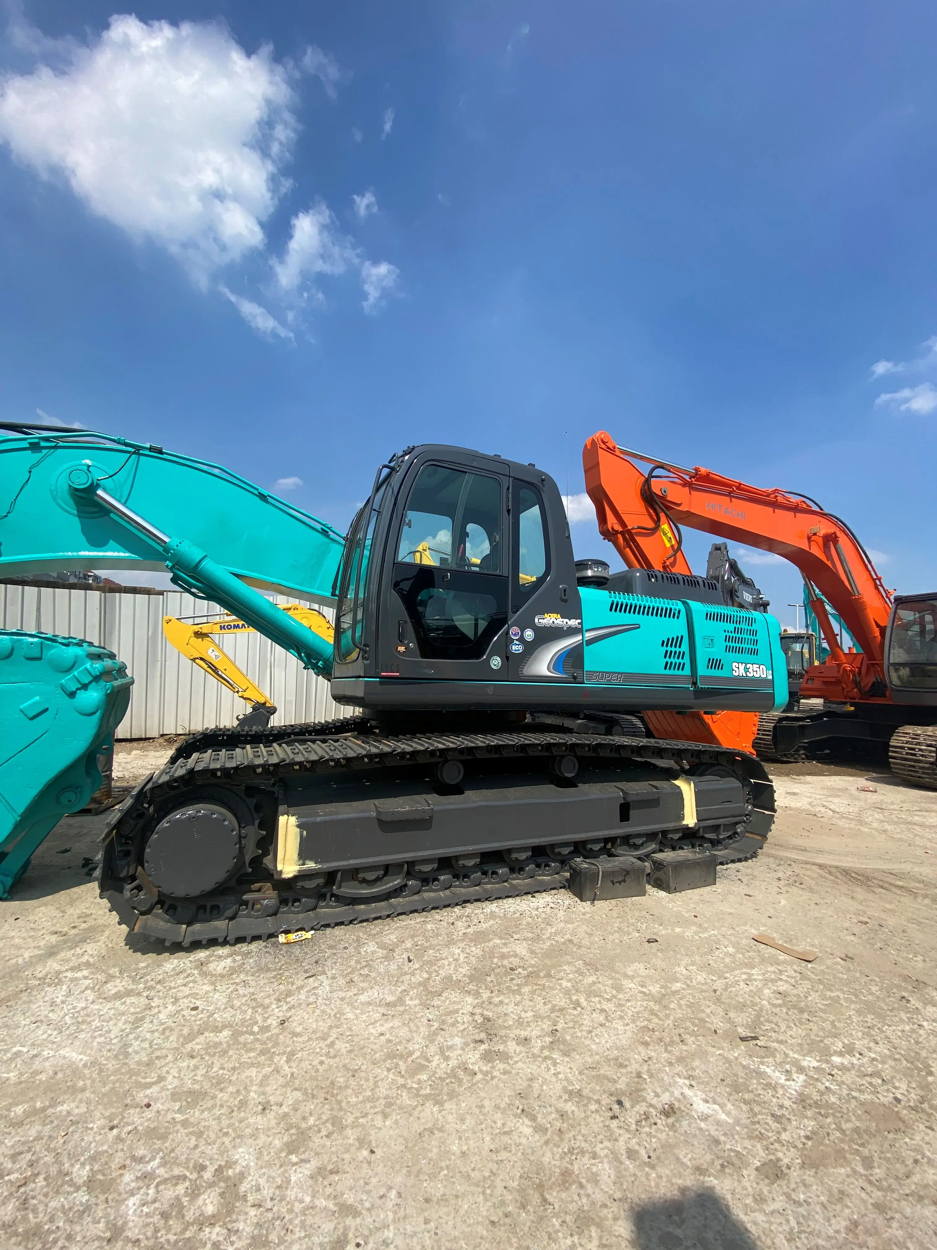 Многофункциональный экскаватор kobelco sk350 по низкой цене высококачественный