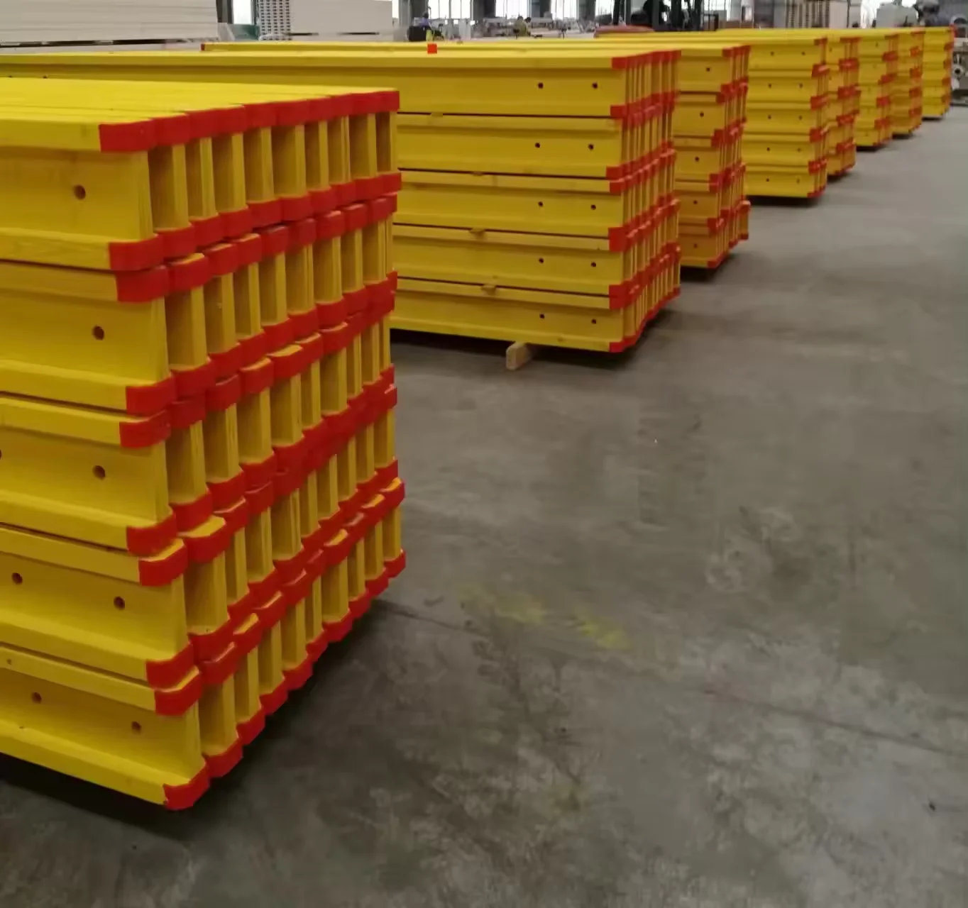 Construction Materials 2.9m 3.9m 5.9m Concrete Formwork Lvl Timber Doka H20 Wooden Beams