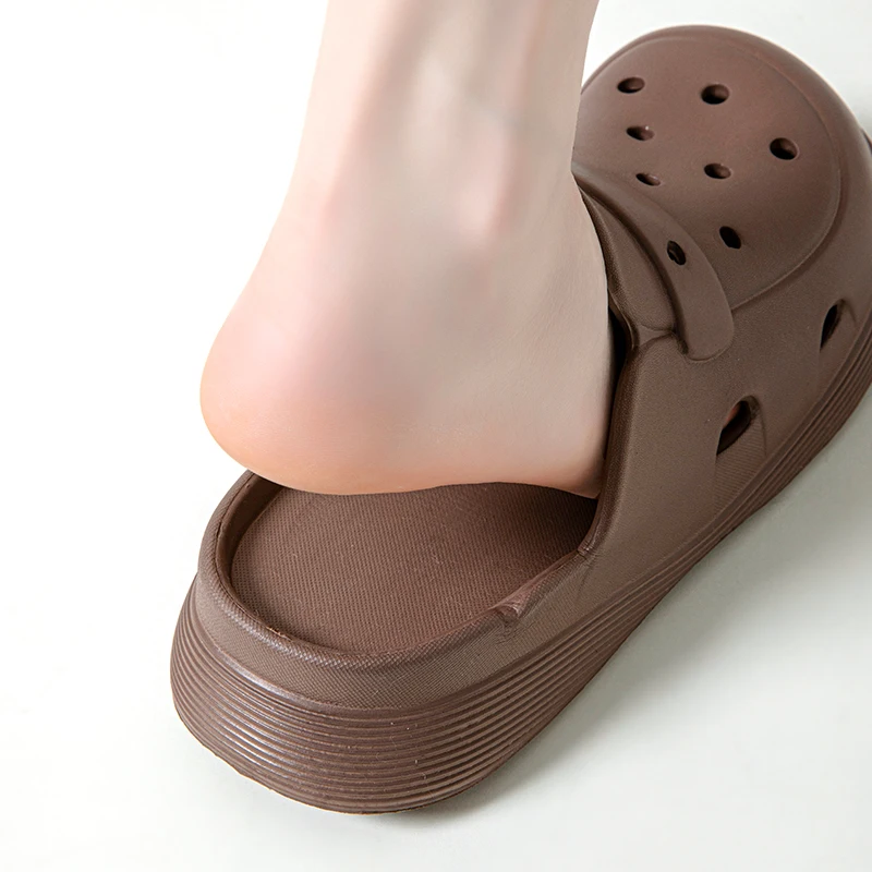 New Summer Classic Men And Women Sandals Thick Sole Anti Slip Hole Shoes Beach Shoes Eva Casual Clogs