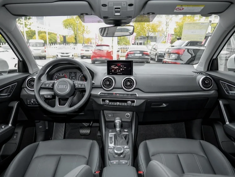 Audi Q2L бензиновый автомобиль внедорожник FWD 1 5 T дизайн 2024 как Подержанный экспорт