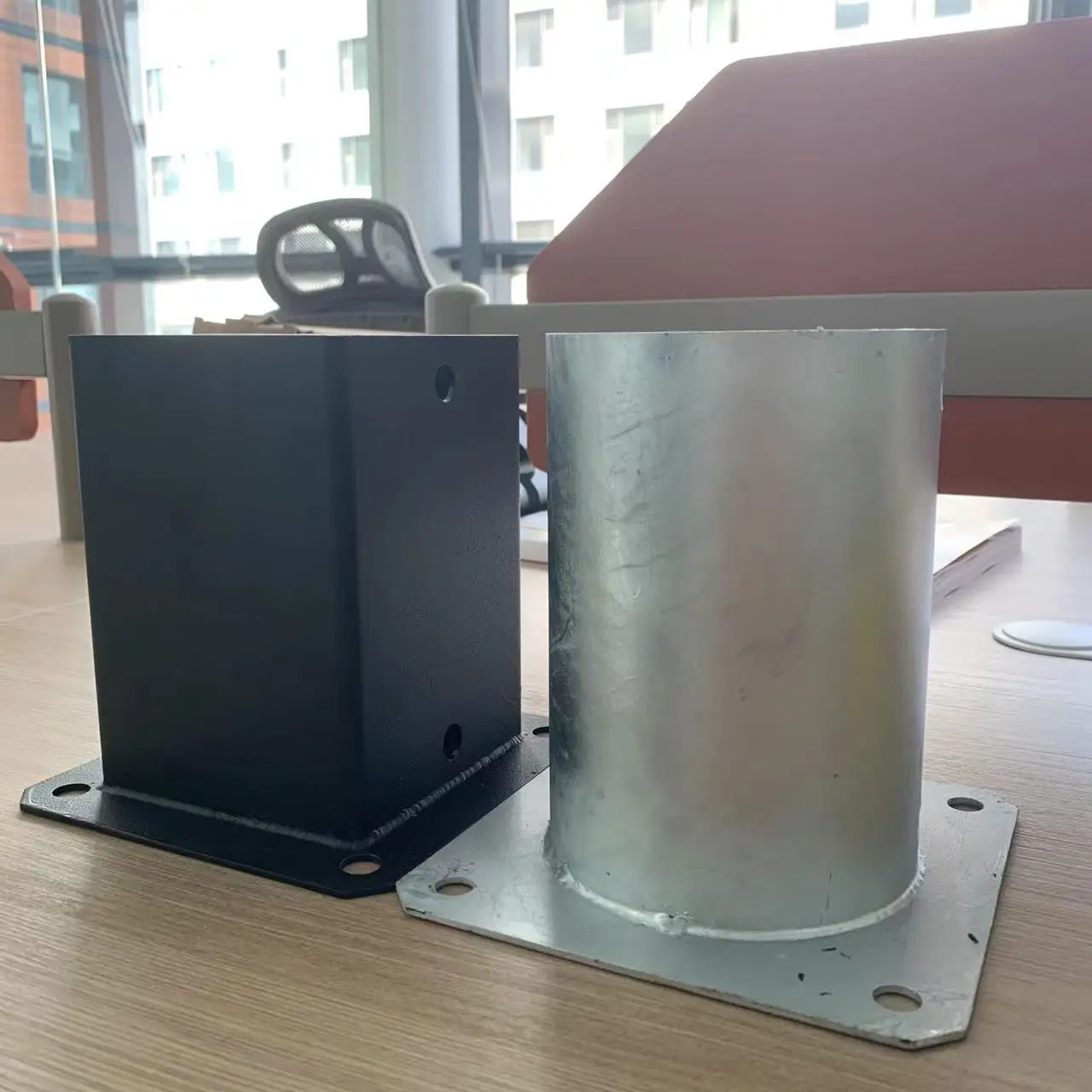 HDG H Shaped Metal Post Bases Electro Galvanized Steel Pipe Hot Dip Galvanised Base Plate Pergola Steel Post Bracket