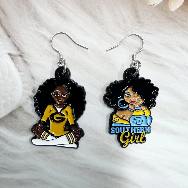 Customized anime european cartoon design earring pendants custom fashion soft enamel earring dye black