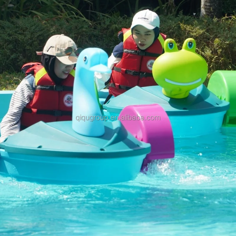 New style animal duck shape plastic rowing water kids hand paddle pedal boat for swimming pool