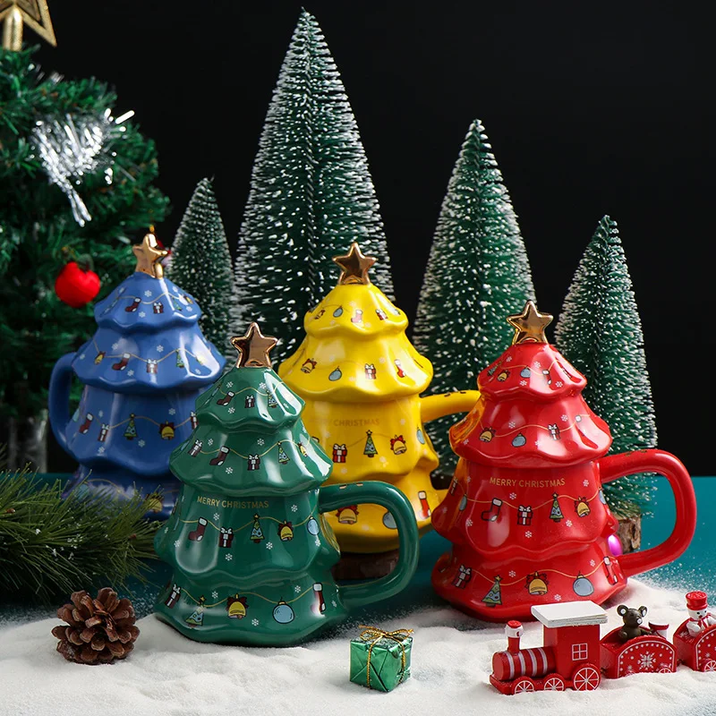 Wholesale Hot Selling Christmas Tree Shape Ceramic Mug With Lid And Spoon Water Cup Coffee Cup Couple Gift Cup