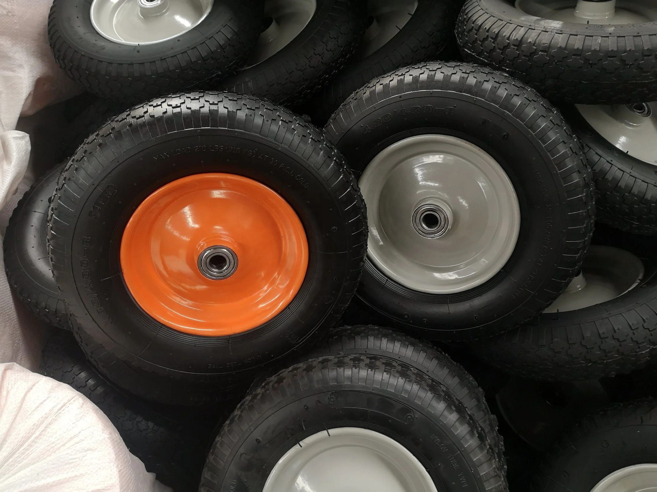 3.50-5 wheelbarrow wheels Small pneumatic rubber wheel with rim and bearing and PU foam wheels