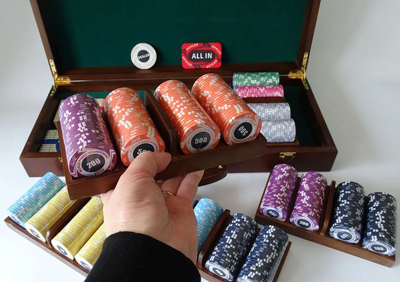 Samding Premium Poker Set Handmade From Wood Storage Box Wood Storage Clay Poker Chips Stash Box With Rolling Tray