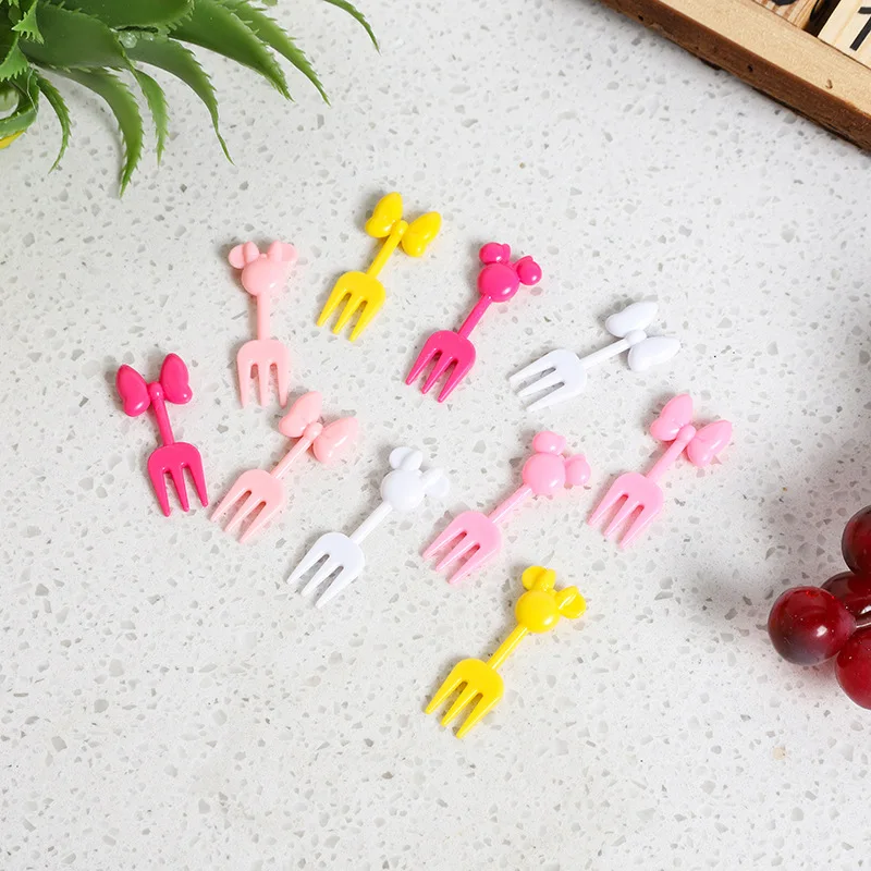 Animal Fruit Fork Food Grade Plastic Mini Cartoon Kids Cake Fruit Toothpick Bento Lunch Bento Accessories