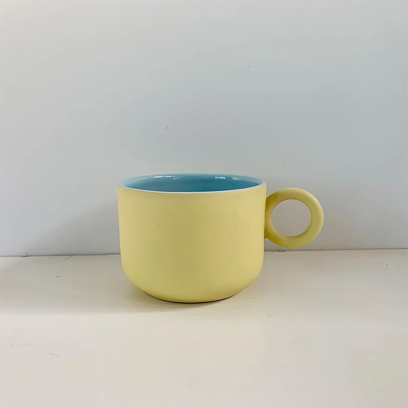 Новый дизайн Молодежные цвета Кружка для молока и кофе фарфоровая керамическая чашка с