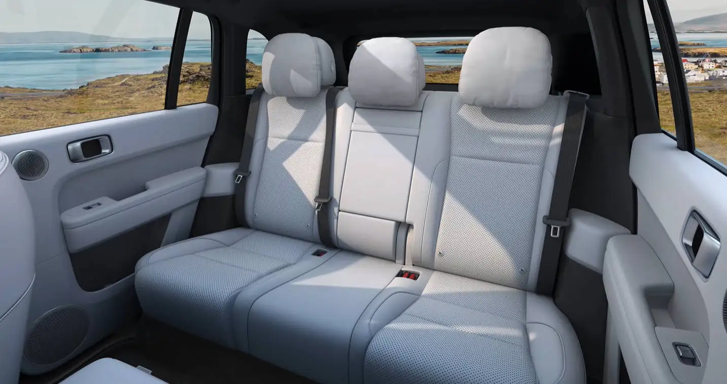 Chinese New Car Lixiang L6 Pro Medium And Large Suv 5 Door 5 Seat Suv Hybrid Dual Motor Four-Wheel Drive Vehicles