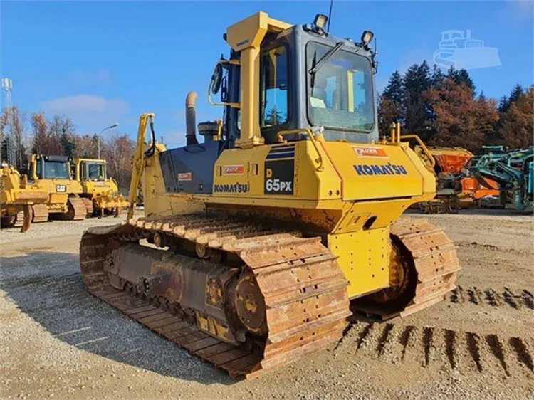 Japan small crawler used komatsu D65 D71 bulldozer price D65P d65ex dozer d65ex-12 d65ex-17 d65ex-18 for sale