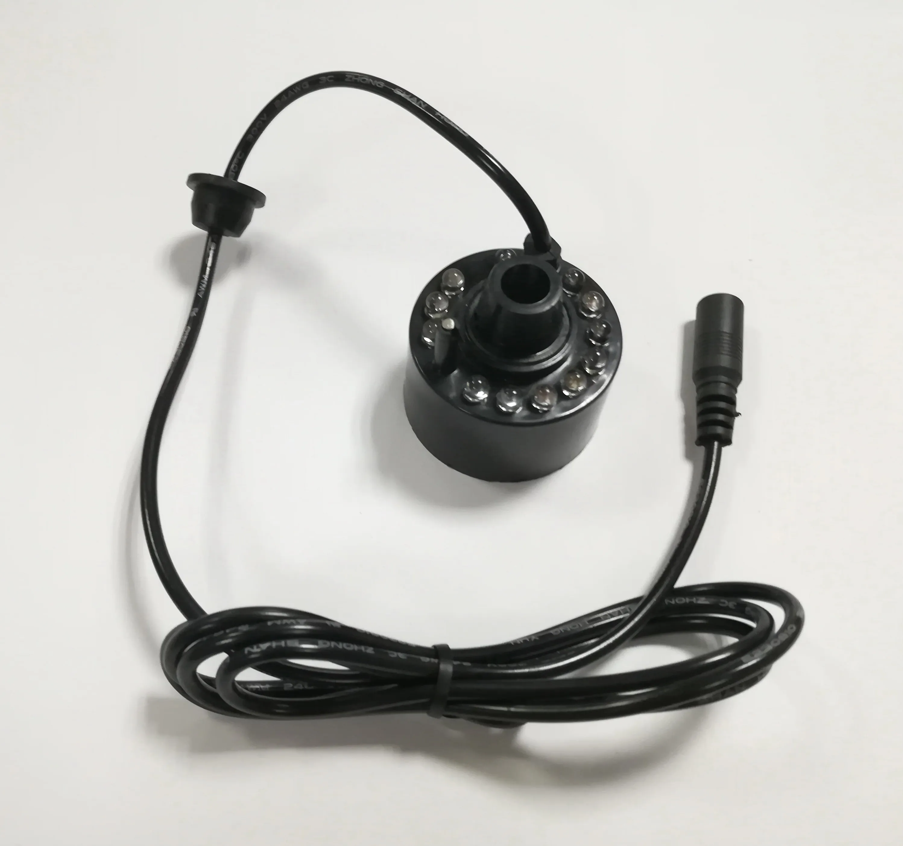 Под водой разноцветными огоньками ультразвуковой распылитель мини создатель тумана