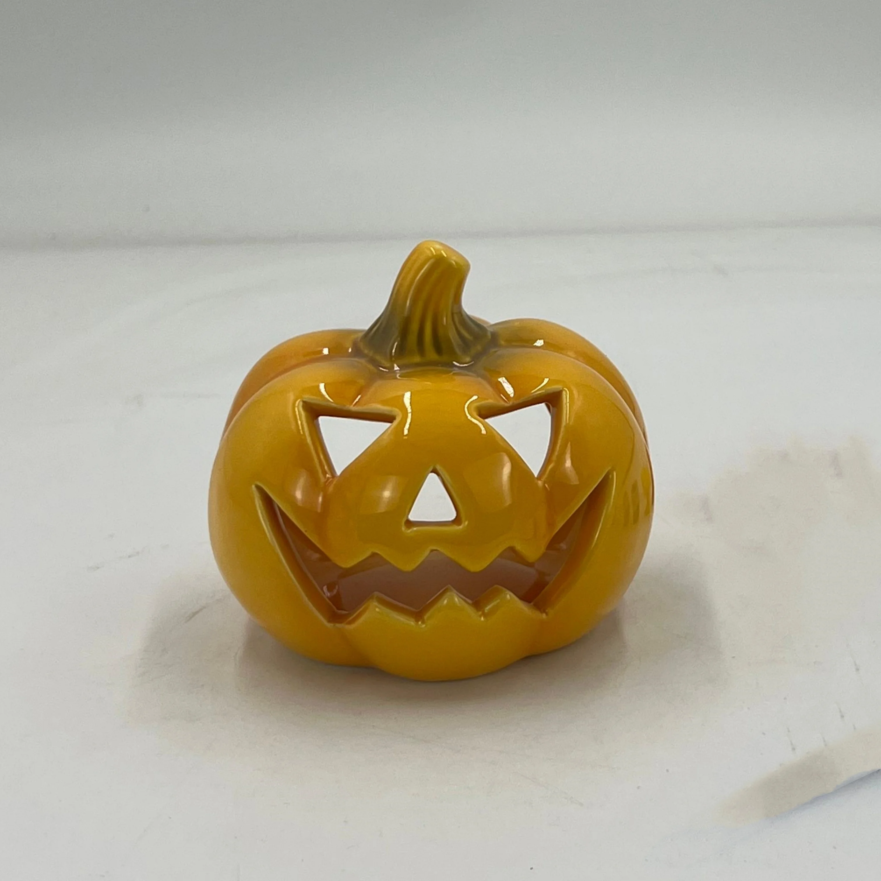 Contemporary decoration Lit Halloween pumpkin decoration Halloween decoration pumpkin Personalized ceramic ornaments