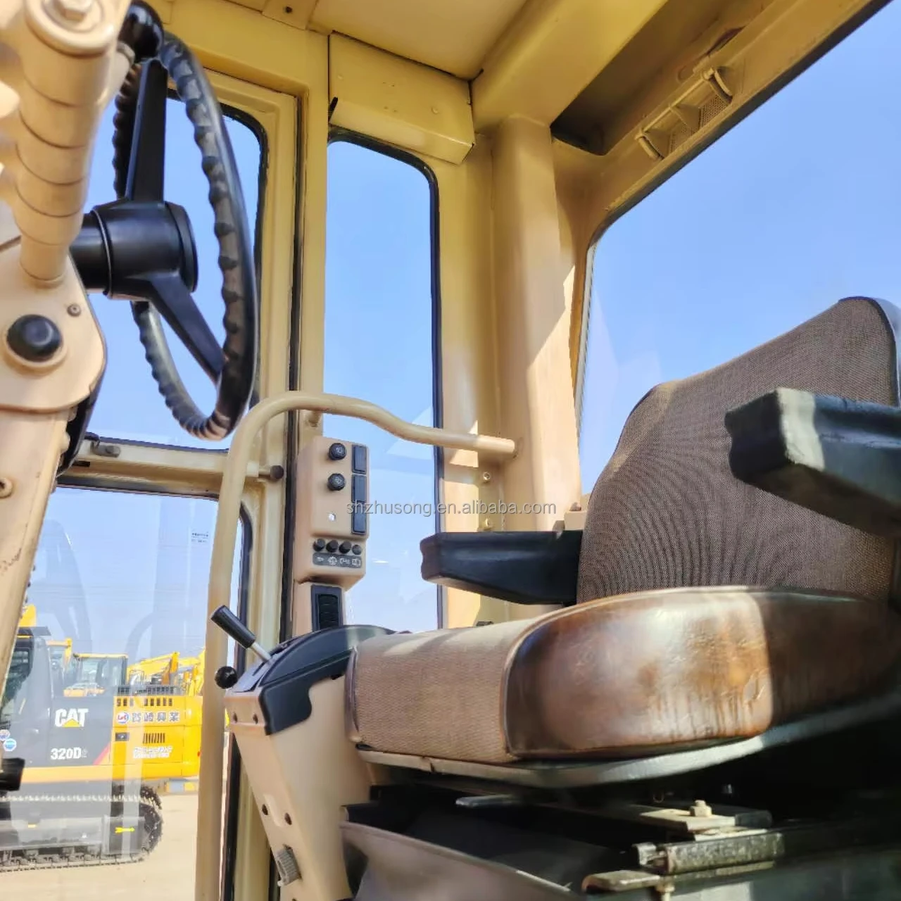 Caterpillar used grader low working hours  used CAT140H grader performance inspection exempt