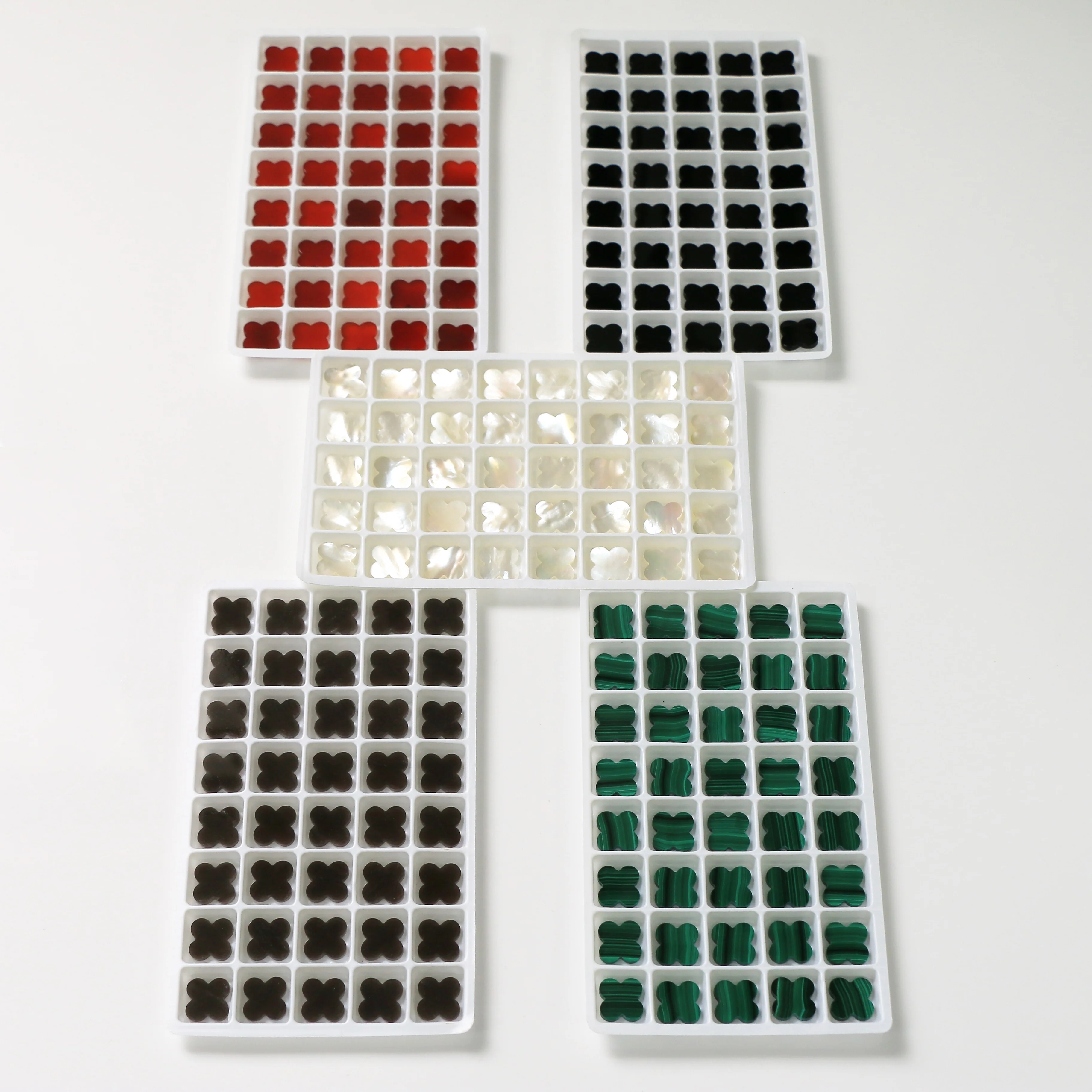 HanYu Wholesale Dubai 12*12*2mm Natural Four Leaf Clover Stone White Mop Black Onyx Red Agate Malachite Clover Stone