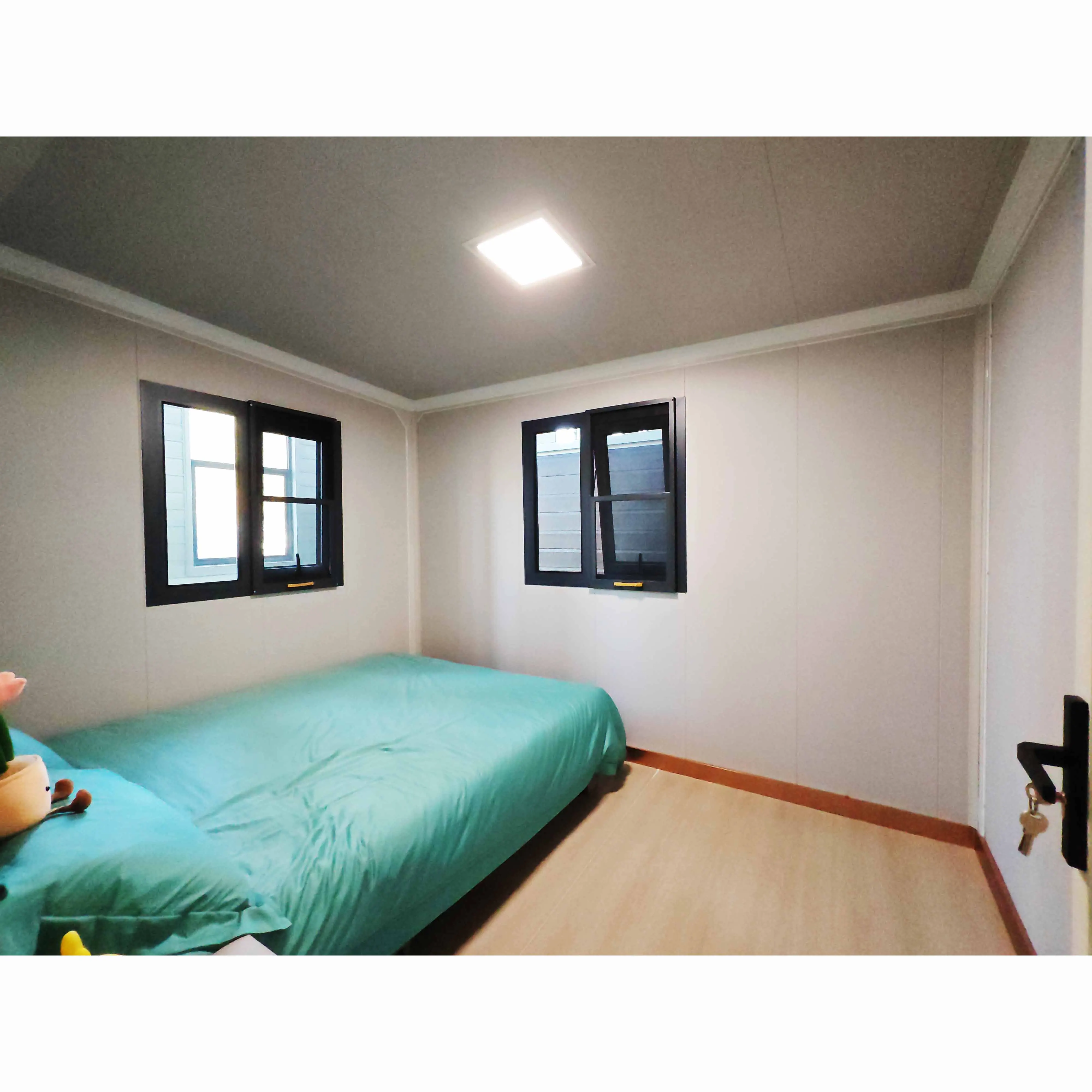 3 Bedroom Prefabricated Container Home Low Price Steel Shipping Container from China to Sierra Leone for Hotels