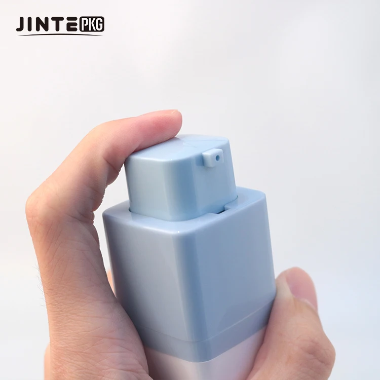 Square Plastic Cosmetic Packaging Bottle With Twist Up Pump For Skincare Serum Cream