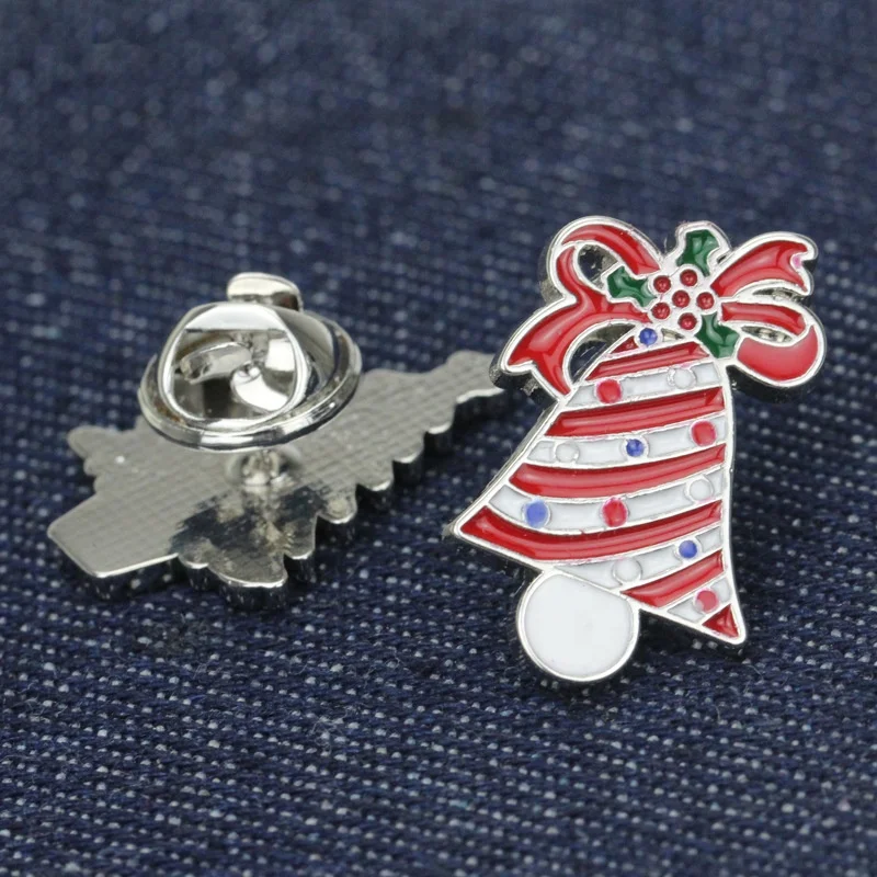 Wholesale DIY hats and clothes Christmas themed metal badges