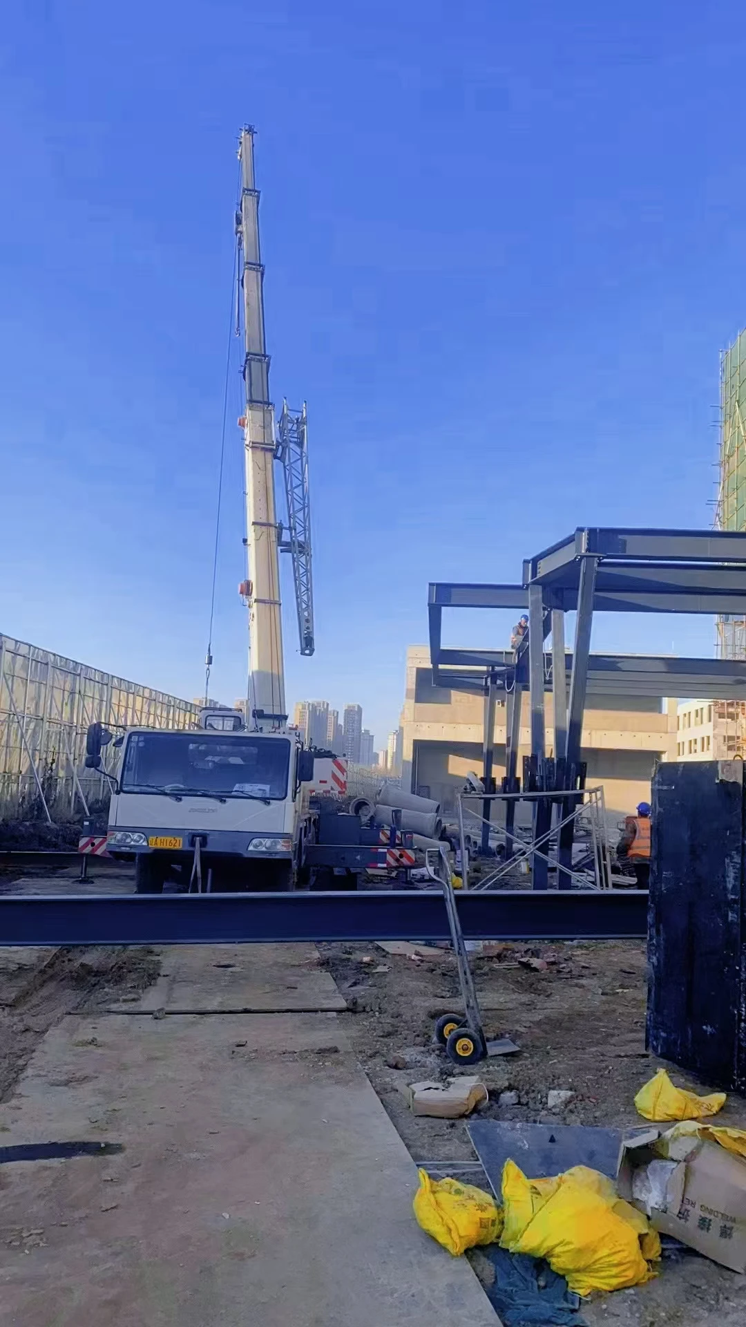 Modern Design Prefabricated Modular Steel Iron Structure Warehouse for Industry Workshop and Wearhouse Building