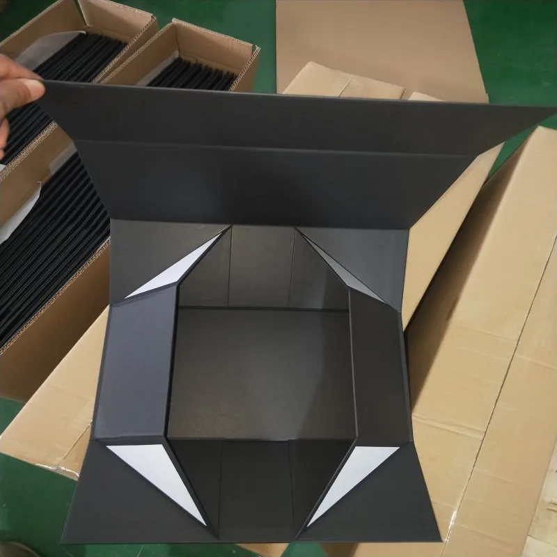 Custom Logo Luxury folding cardboard gift Box packaging for clothes Collapsible Magnetic Foldable Gift Box