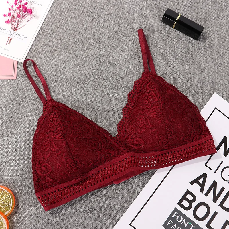 New French Style Bralette Deep V Triangle Cup Lace Bra Wireless Thin Underwear Sexy Lingerie Soft encaje Bras For Women Hot