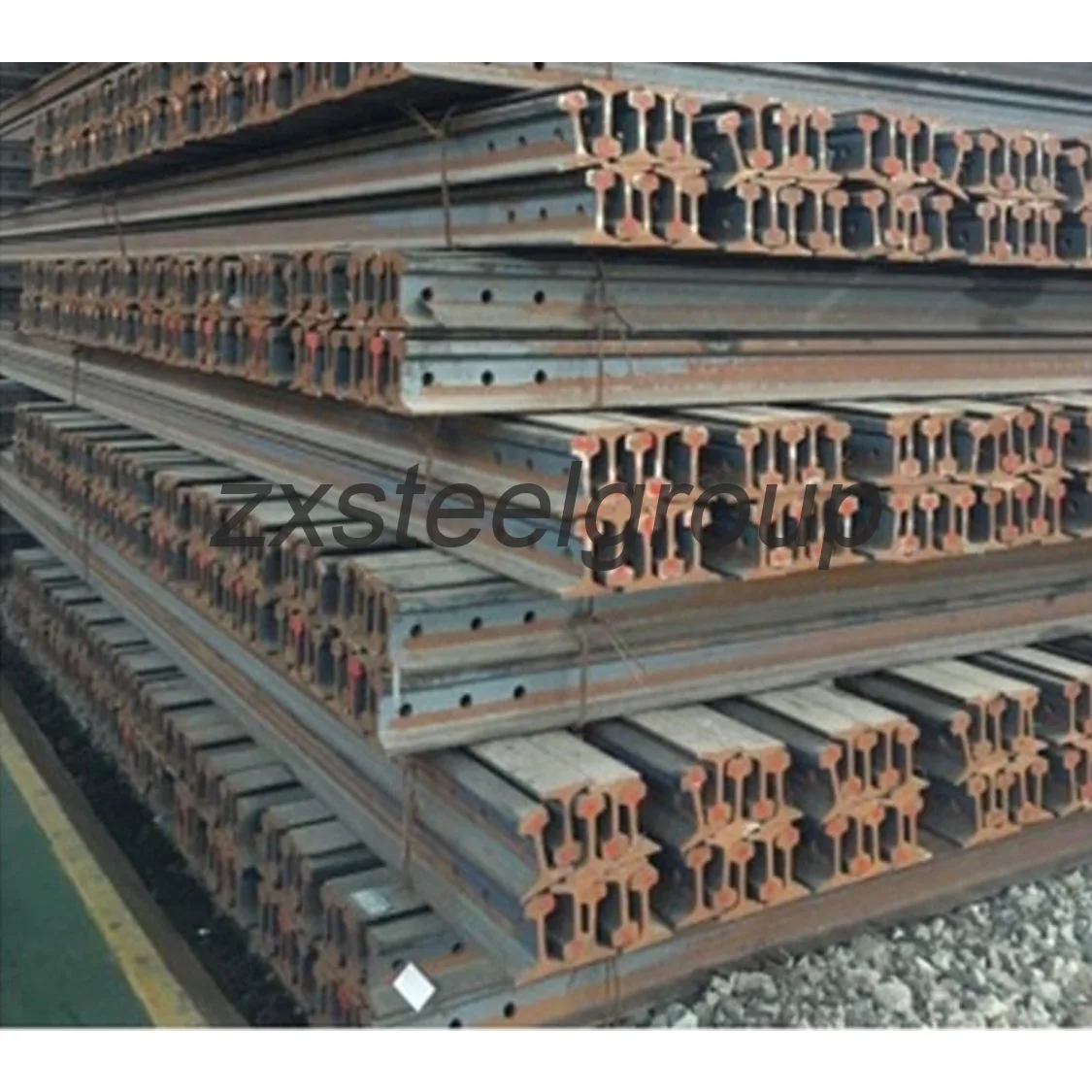 Wholesale Cudtomized American Standard railway 136re steel rail track
