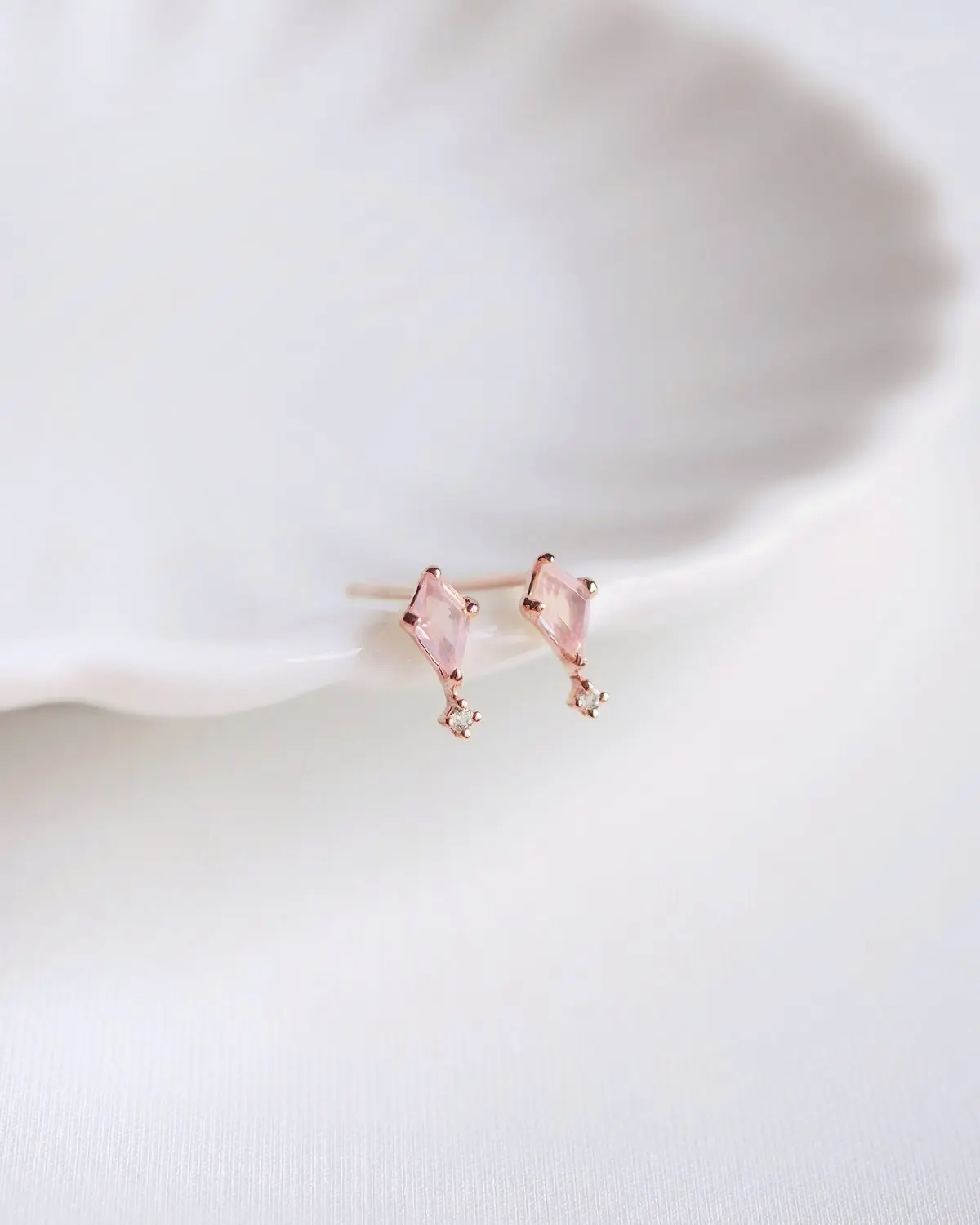 Delicate Natural Rose Quartz Kite Shape 925 Sterling Silver Valentines Earring Women Earrings