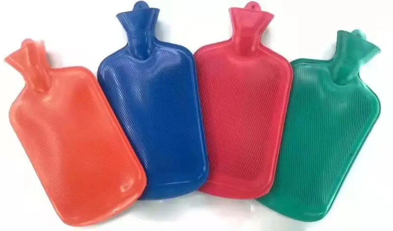 Бутылка горячей воды с крышкой грелка для рук резиновая 2000 мл сумка