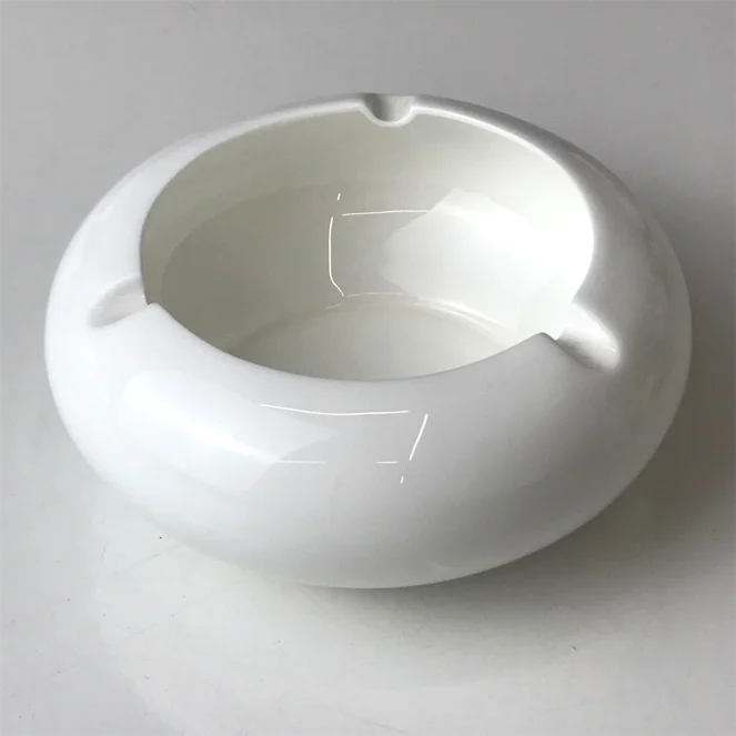 Cigarette accessory ashtray custom design FINE BONE CHINA  Ceramic ashtray