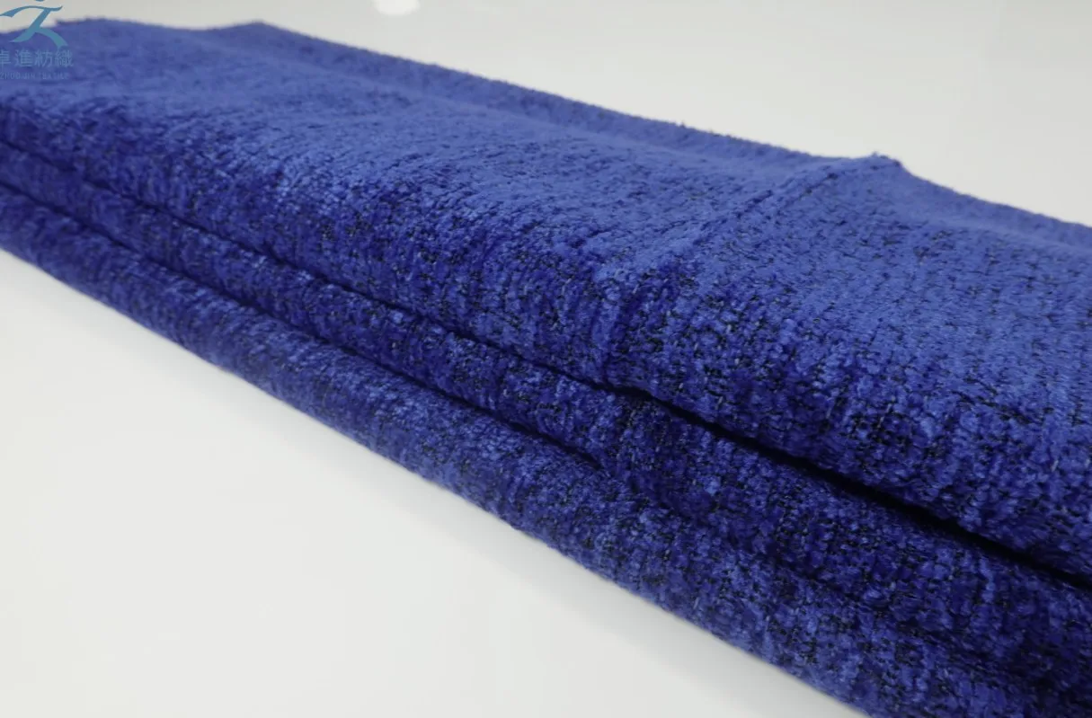 
China factory wholesale jacquard polyester chenille fabric for sofa and cushion 