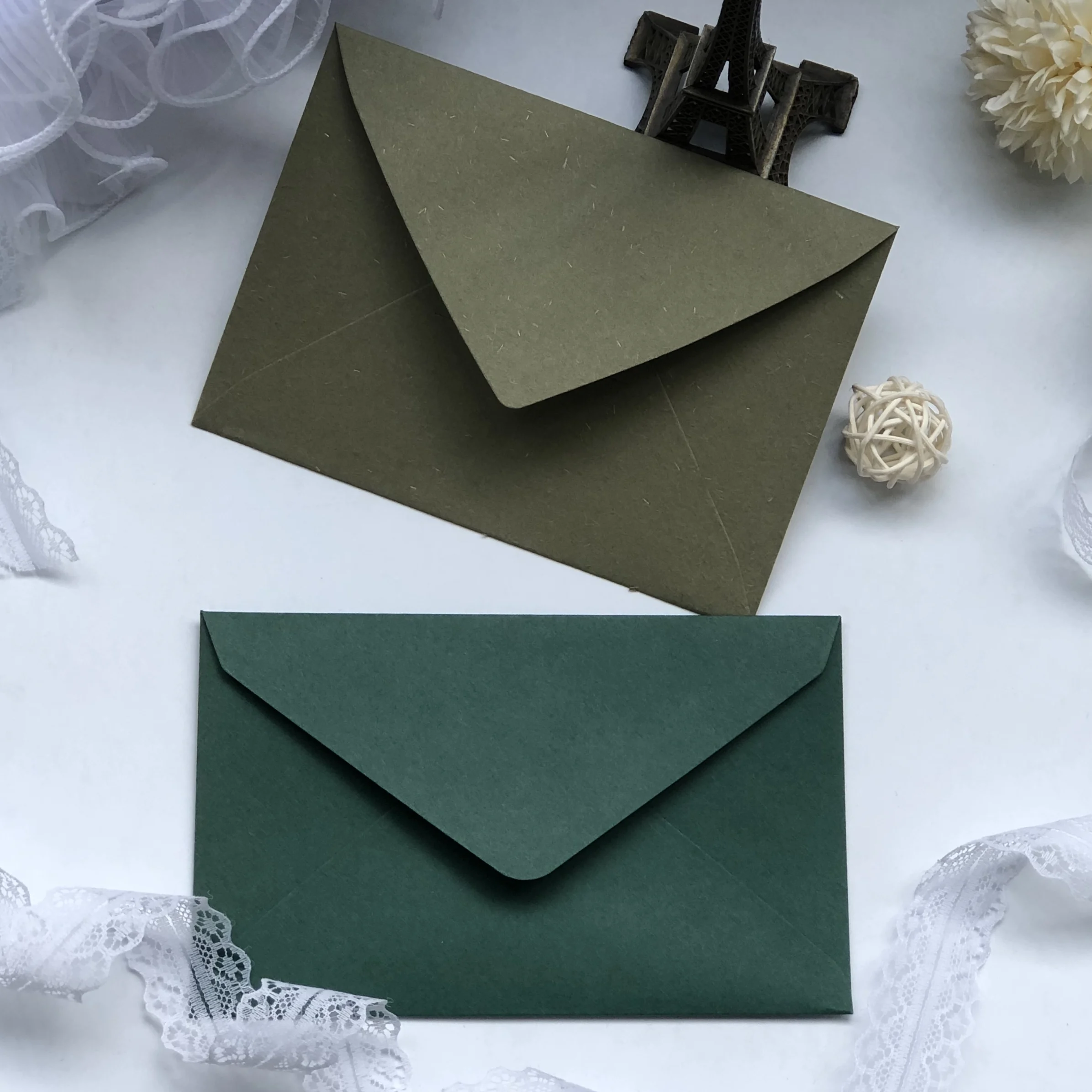 Low MOQ Matte Green Envelope Beautifully Decorated Craft Envelope Business Invitation
