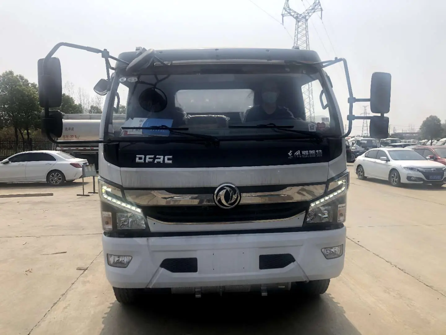 Автоцистерна для топлива Dongfeng 4x2 10000 литров