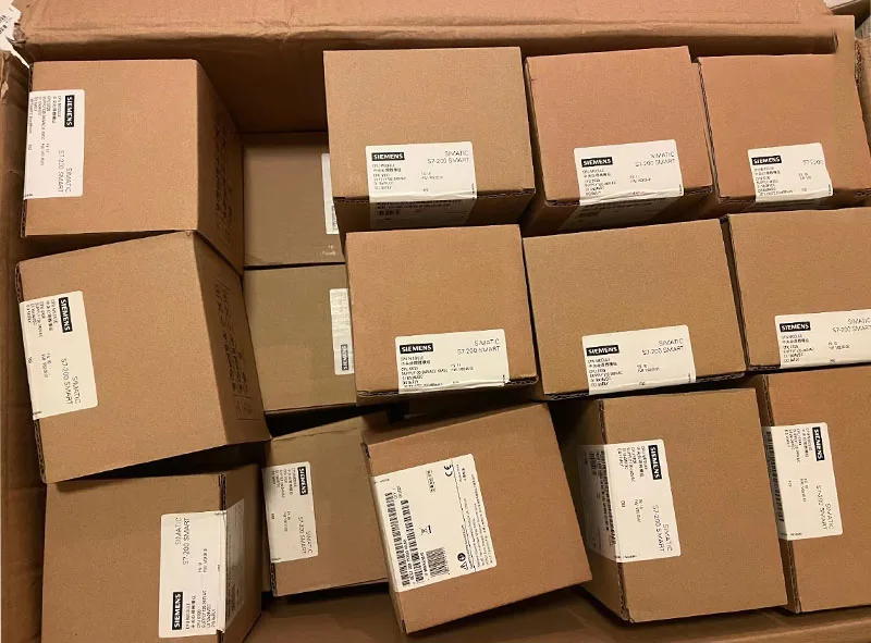 Original Siemens PLC S7-200 Series 6ES7288-1SR60-0AA0 6ES7288-1SR60-0AA1 In Stock