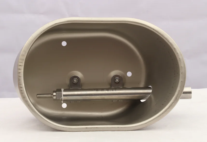 2021 New Design Pig Farm Accessories Oval Water Bowl With Nipple Drinker For Pigs And Piglets