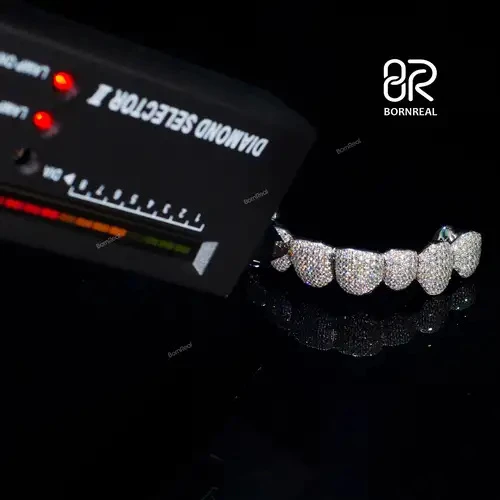 Custom VVS Moissanite Iced Out Diamond Grillz Top OR Bottom Invisible Setting Princess Cut 10K 14K 18K Gold BEREAL Grillz