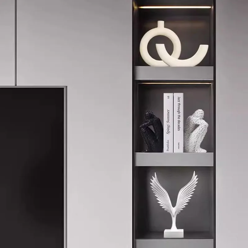 Modern Room Decor Resin Crafts Abstract Silence Is Gold Sculpture Decoration for Living Room